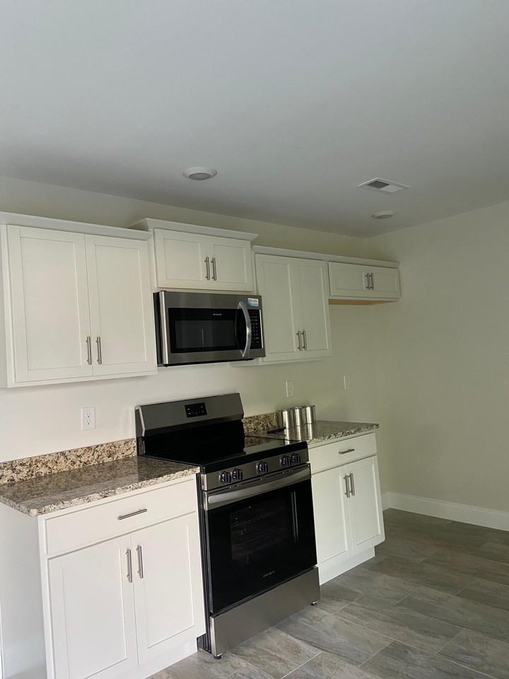 1020 Belsole Pl #NA - Photo 5 of 12