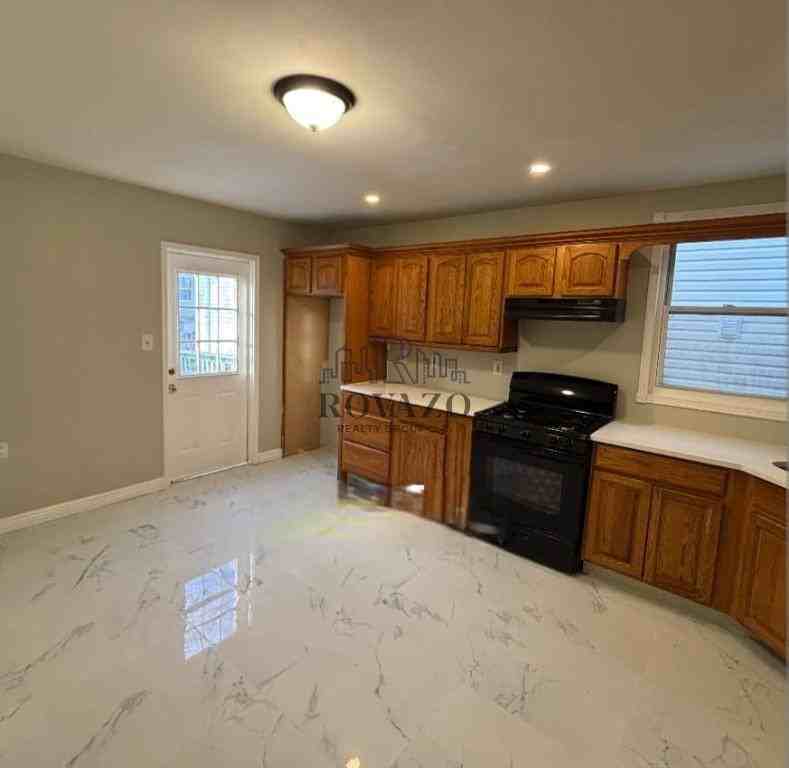 24 North 5th Street #2 - Photo 2 of 8