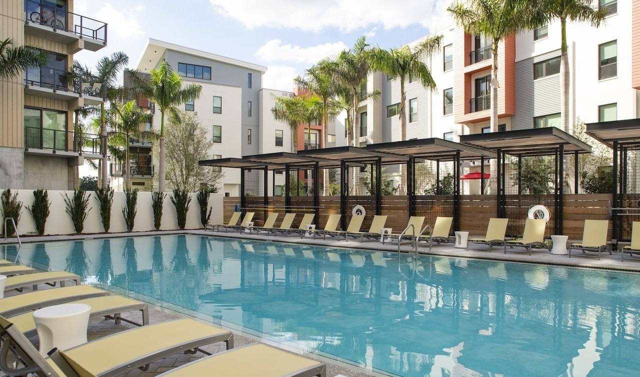 The Pearl - Photo 2 of 37