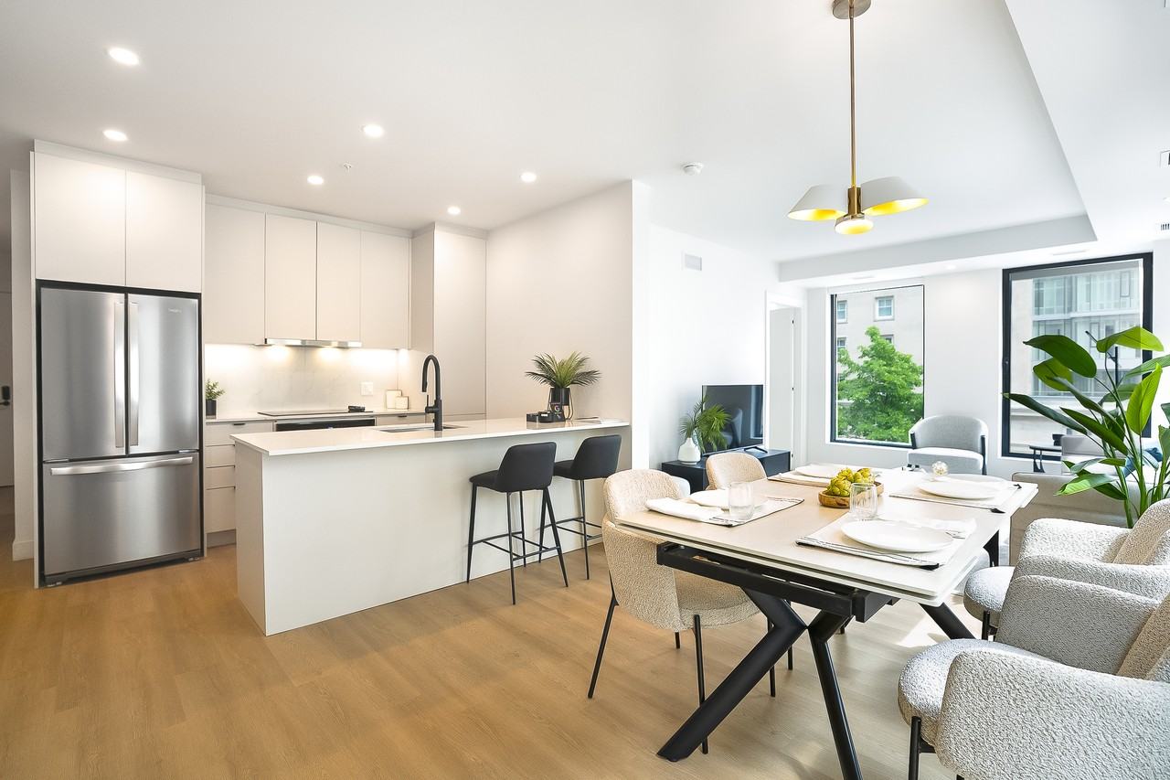 1245 Rue Sherbrooke Ouest #307 - Photo 3 of 37