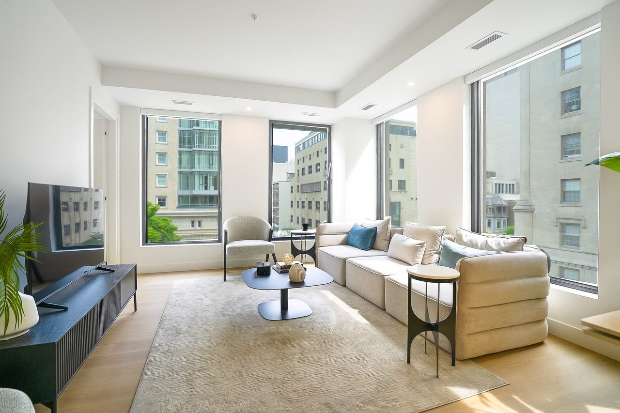 1245 Rue Sherbrooke Ouest #307 - Photo 4 of 37