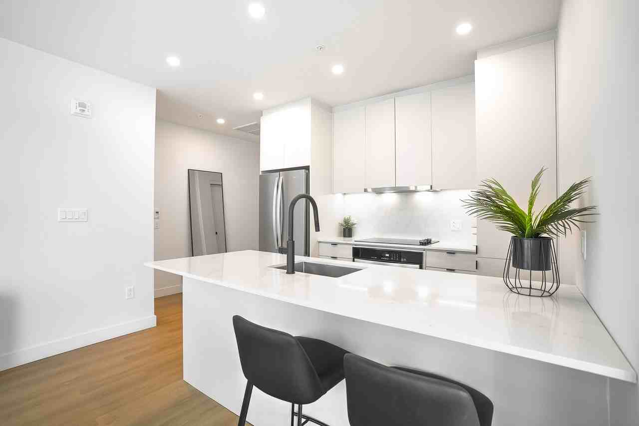 1245 Rue Sherbrooke Ouest #307 - Photo 6 of 37