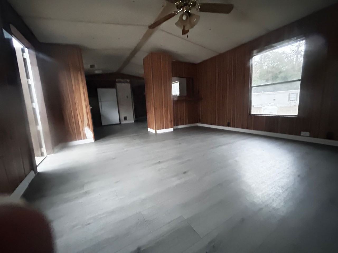 106 Courtillians Rd - Photo 2 of 6