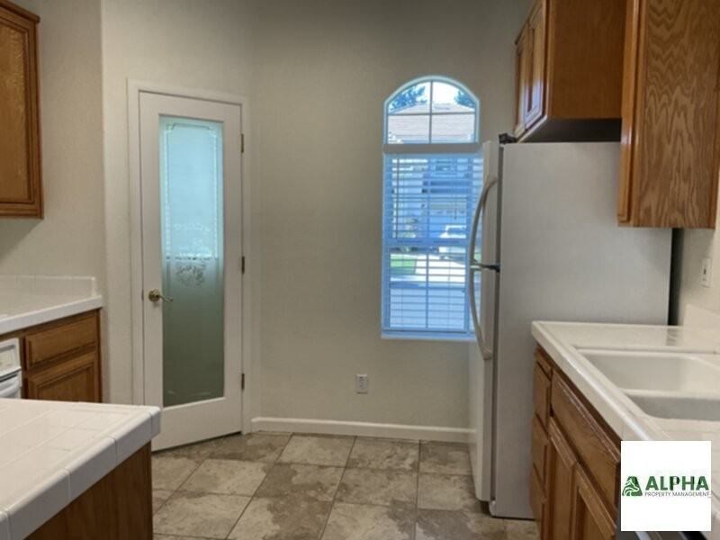 8418 Granite Cove Dr - Photo 2 of 3