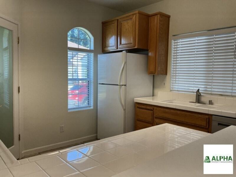 8418 Granite Cove Dr - Photo 3 of 3