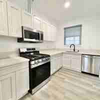 featured image of 1524 N Sycamore St #4