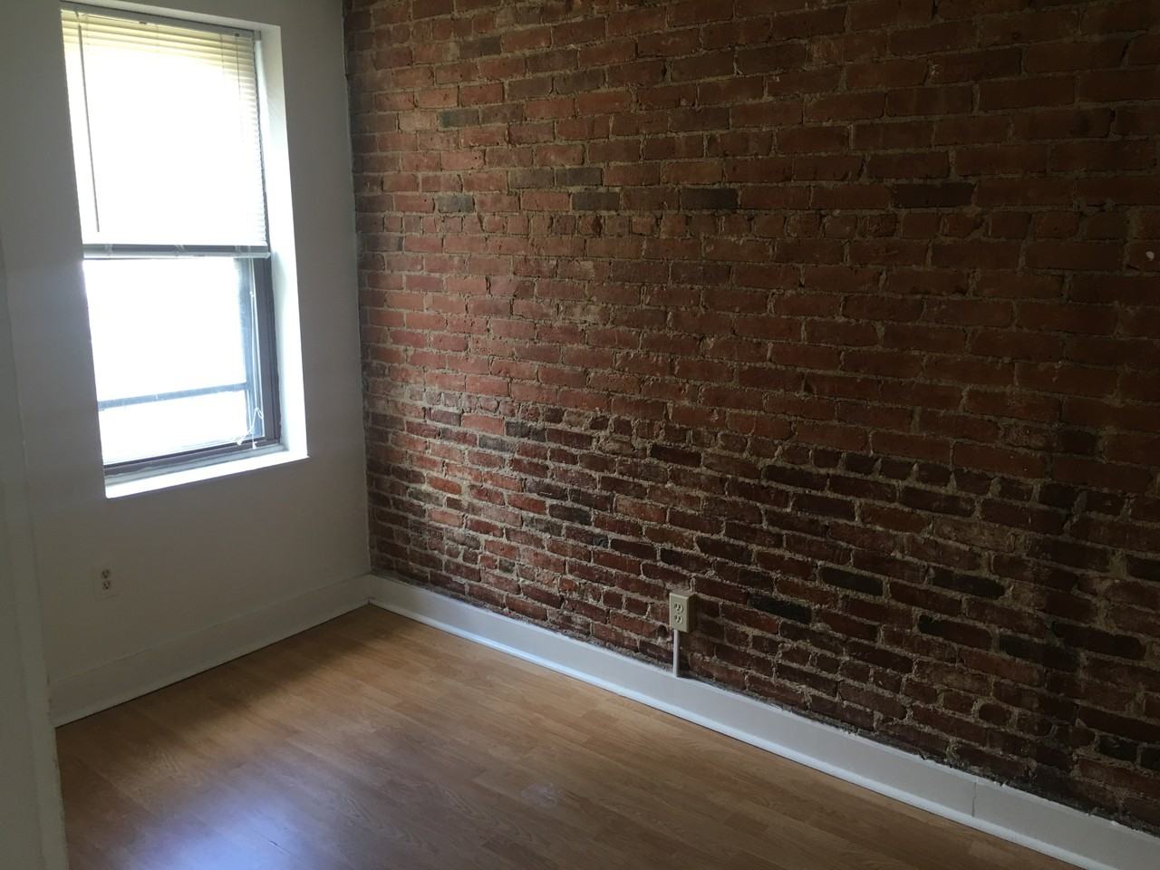 283 W 3rd St #2 - Photo 7 of 17