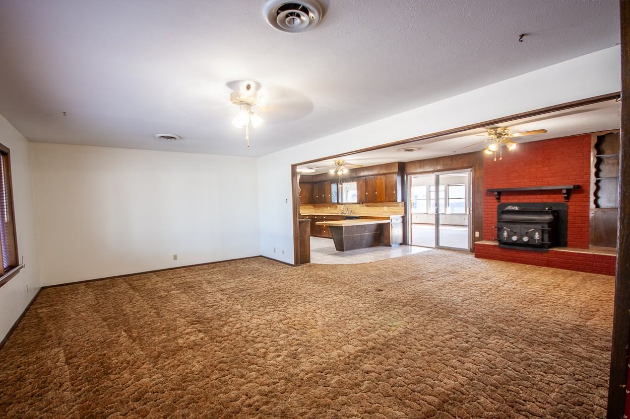 1321 Piedmont Dr #NA - Photo 4 of 30