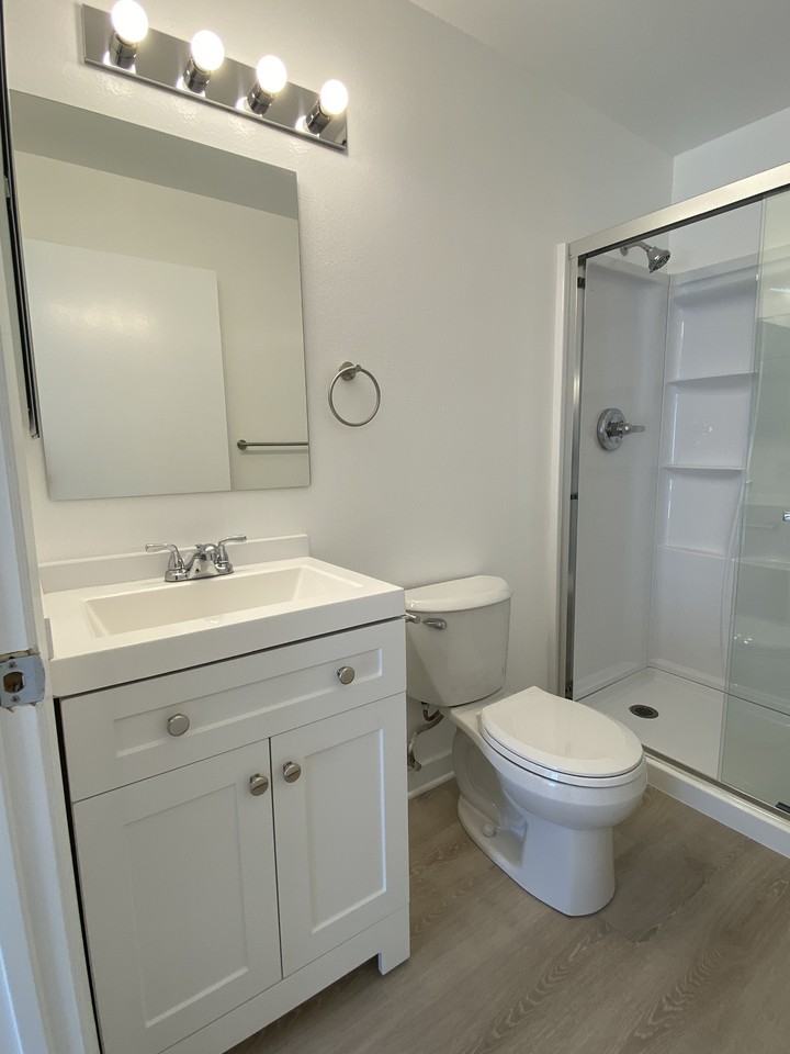 465 Oak St #308 - Photo 5 of 7