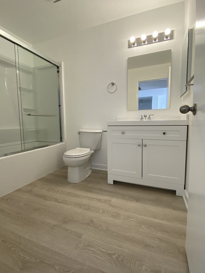 465 Oak St #308 - Photo 7 of 7