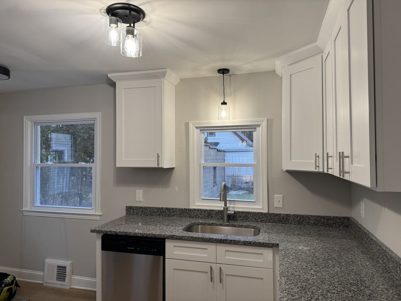 18702 Arrowhead Ave #NA - Photo 3 of 15