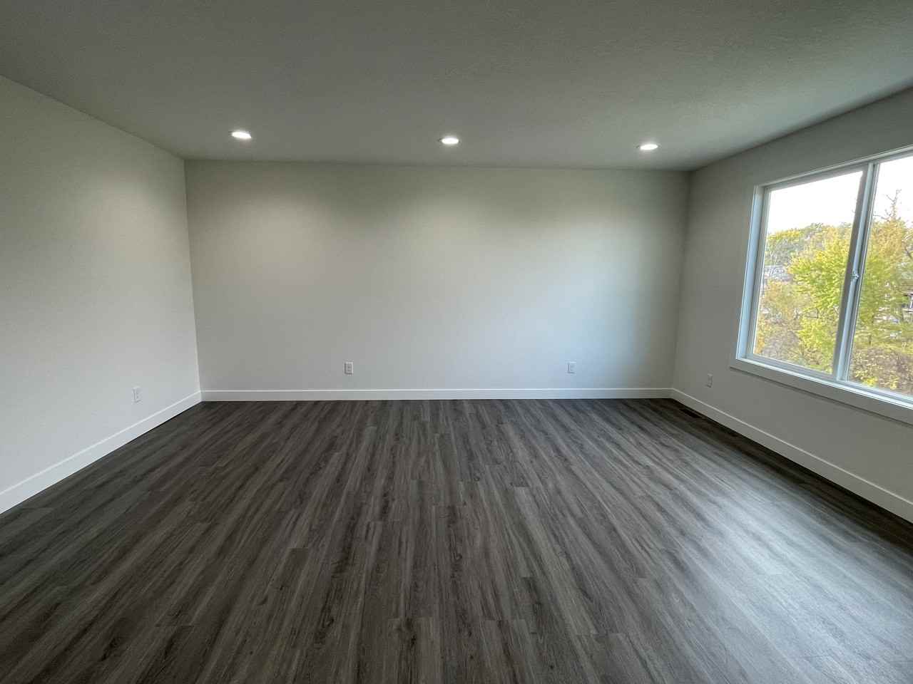 5330 N Gaines St #405 - Photo 7 of 8