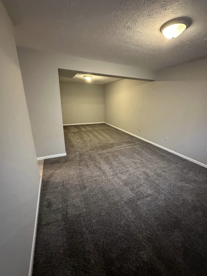 1124 Kims St #NA - Photo 5 of 39