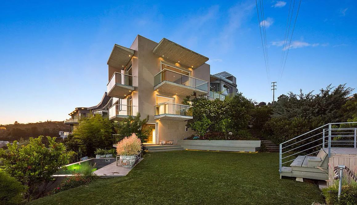 1600 Viewmont Dr #NA - Photo 2 of 22