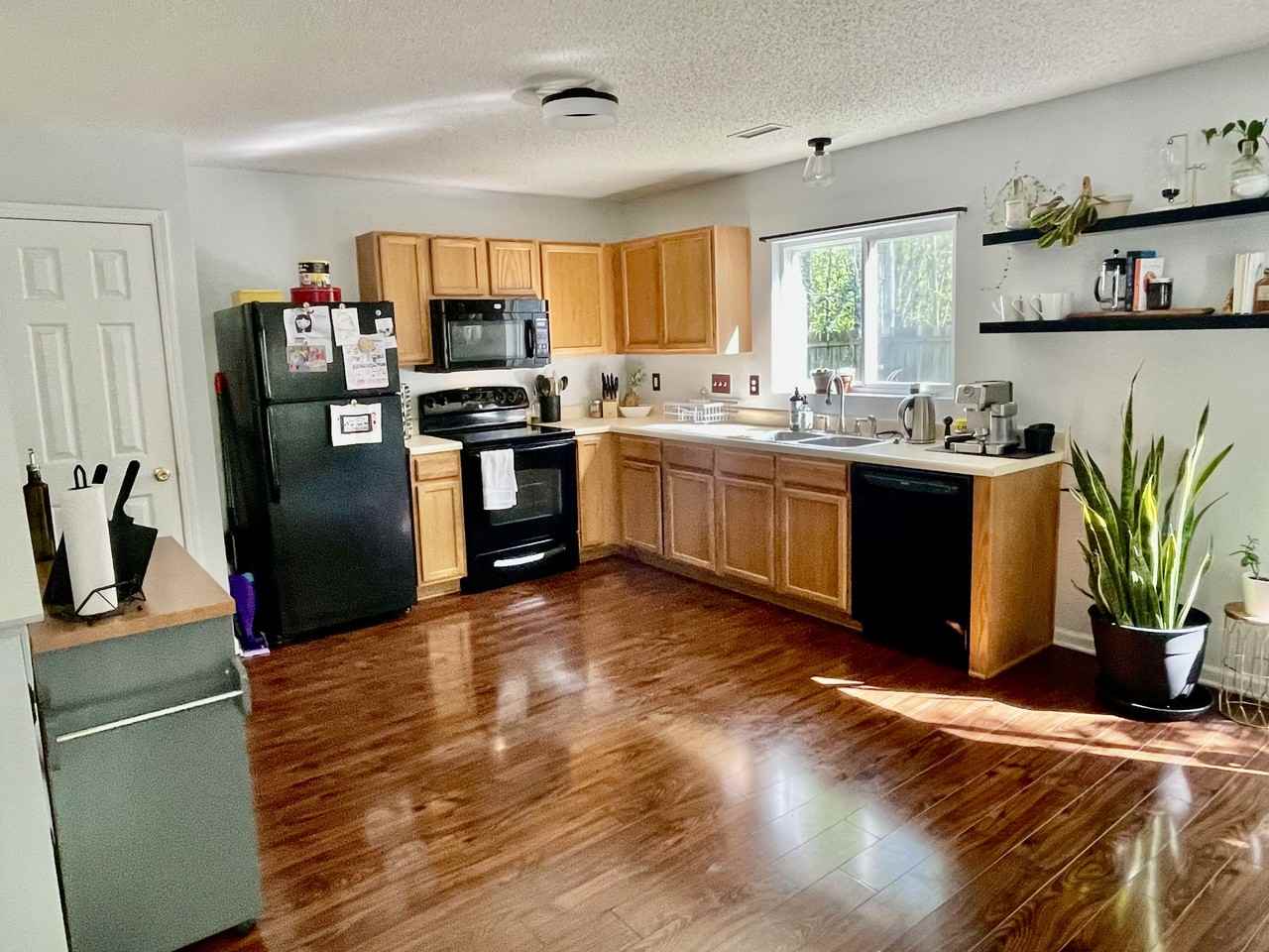 173 Bellfare Dr #NA - Photo 6 of 14