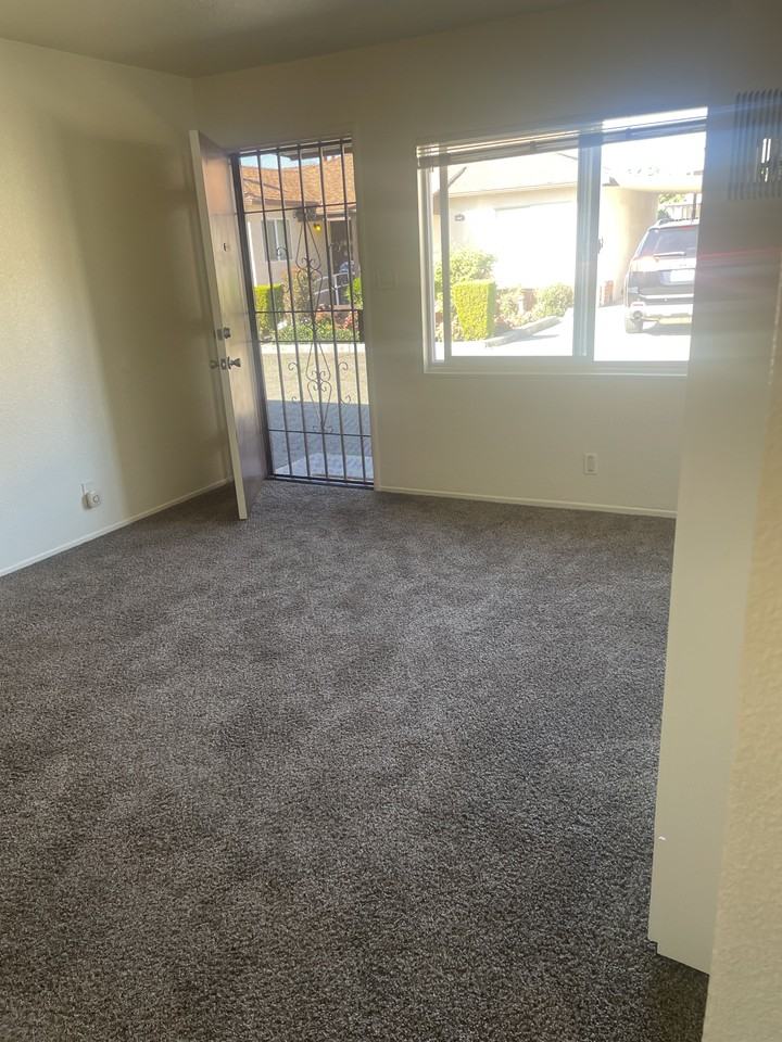 1581 Mono Ave #NA - Photo 3 of 13