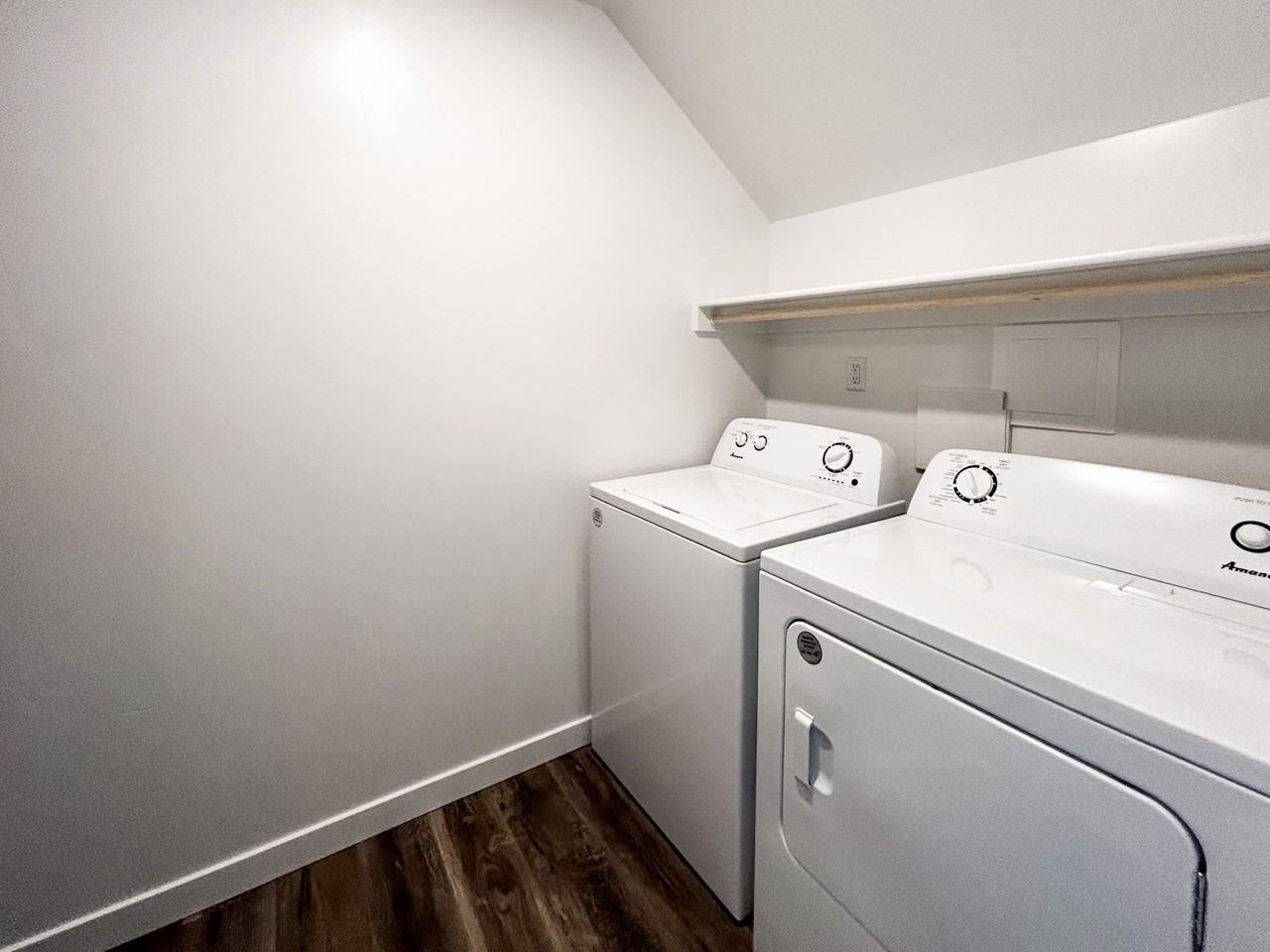 190 Margette Way #190-1 - Photo 2 of 35