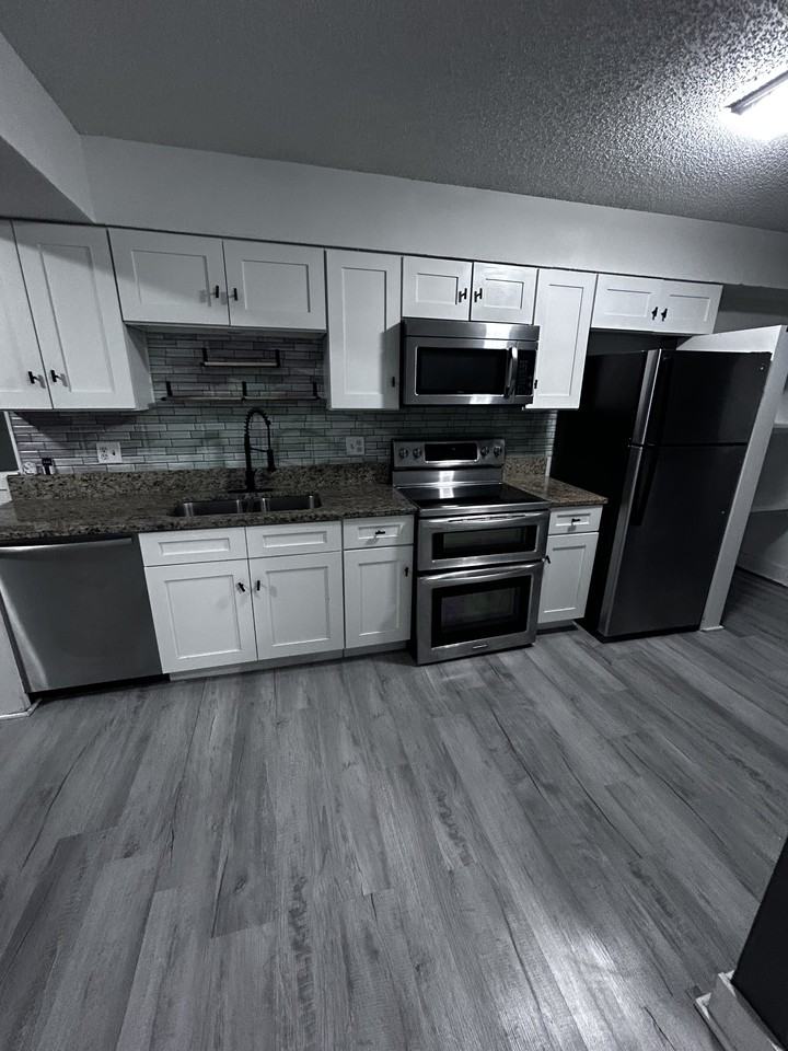 11570 Dunes Way Dr N #0 - Photo 3 of 16