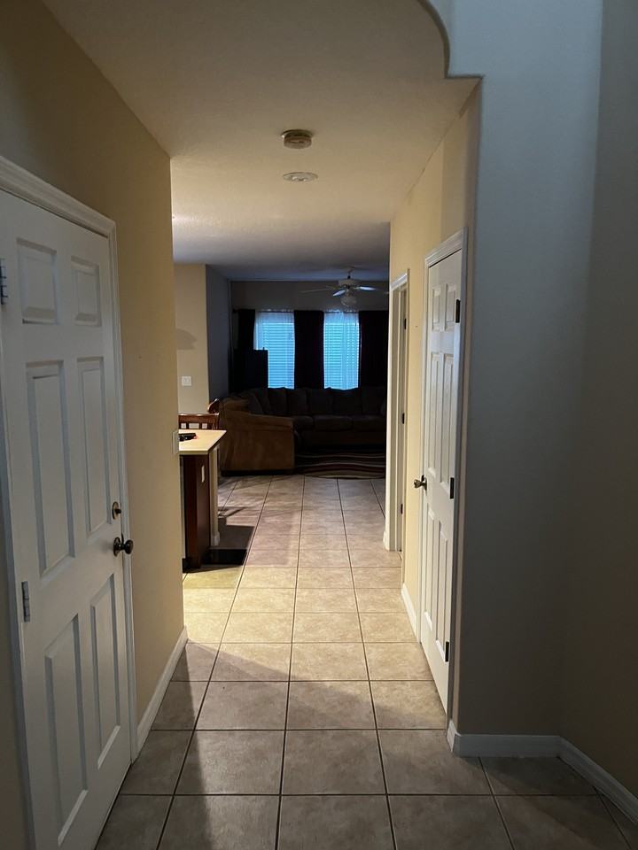 3451 Windsor Lake Cir #1 - Photo 3 of 14