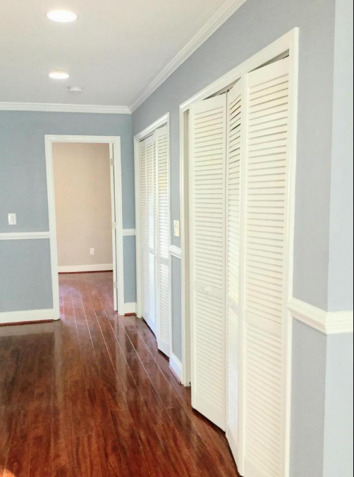 4428 Gault Pl Ne #NA - Photo 2 of 5