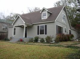 featured image of 827 Avenue M #1