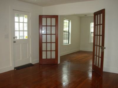 827 Avenue M #1 - Photo 4 of 8