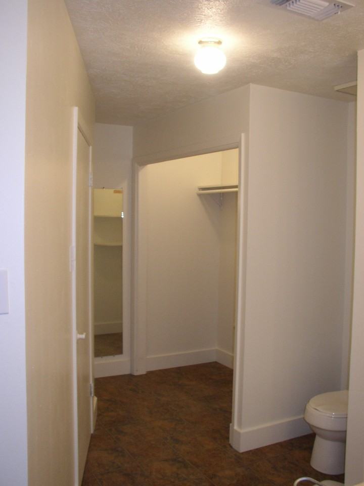 827 Avenue M #1 - Photo 7 of 8