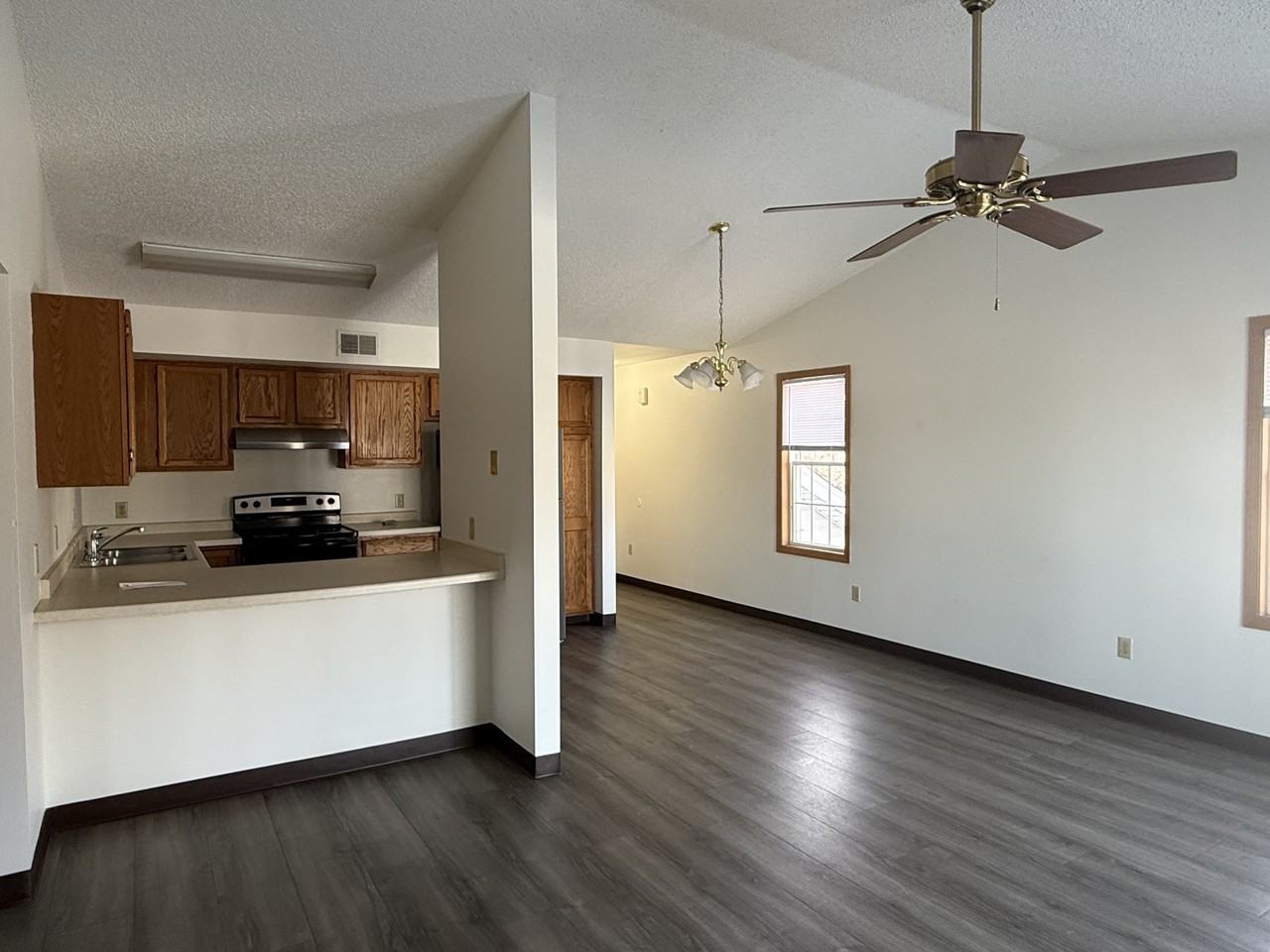 2210 Valley Rd #2210 - Photo 3 of 18