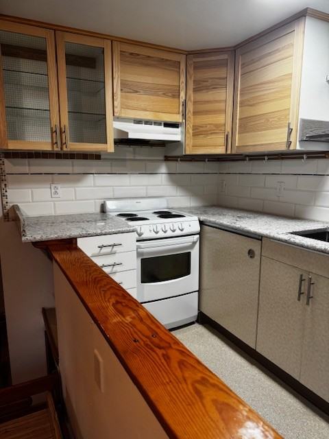 629 Bainbridge Street - Photo 7 of 17