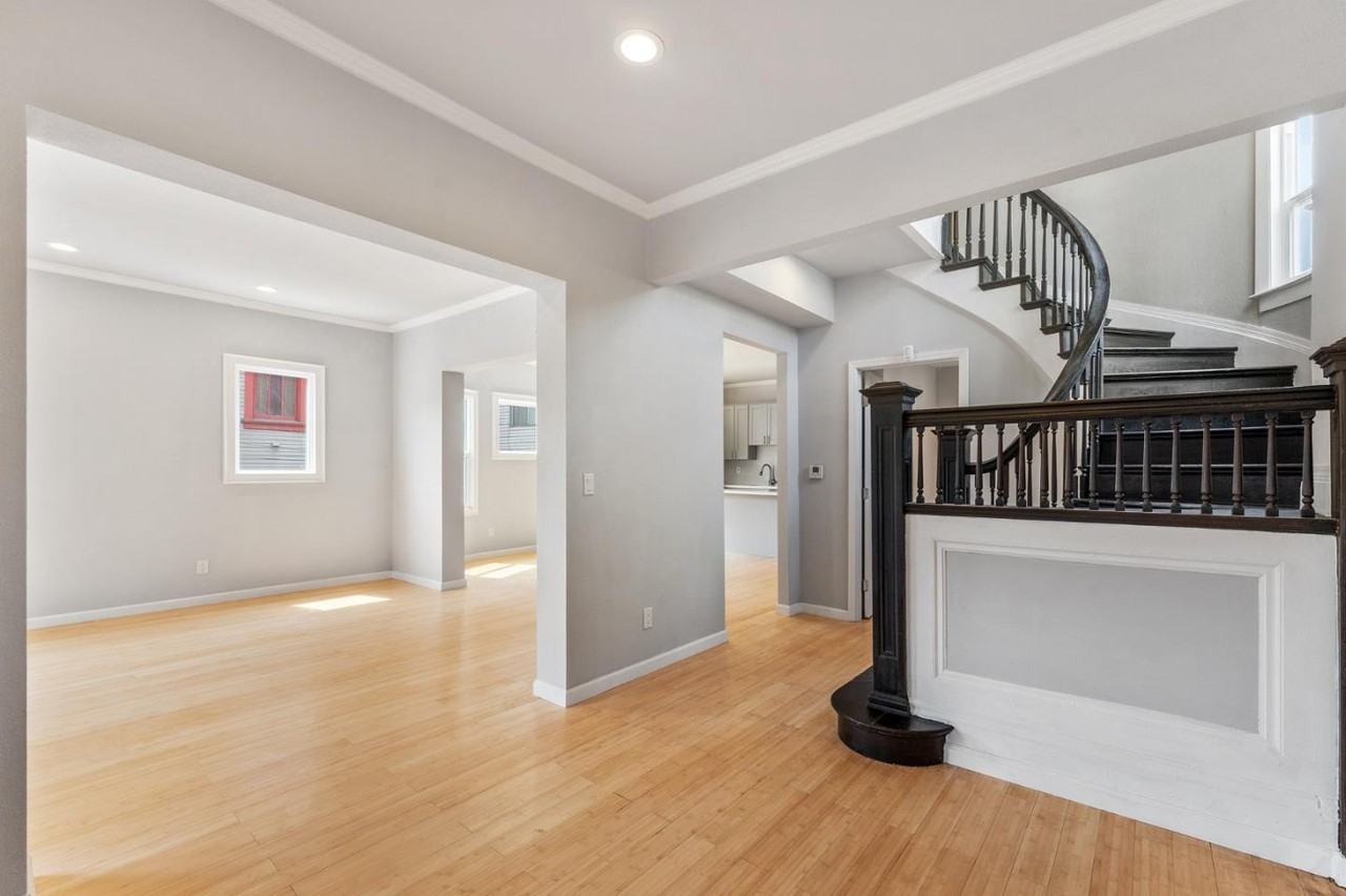 1015 Martin Luther King Jr Way #NA - Photo 5 of 13