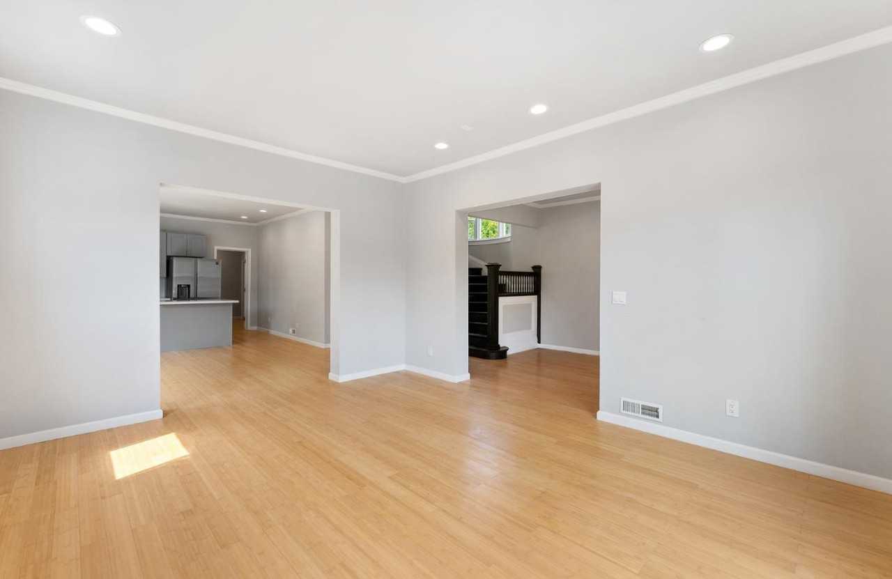 1015 Martin Luther King Jr Way #NA - Photo 6 of 13