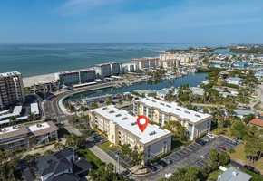 featured image of 995 Laguna Dr #305