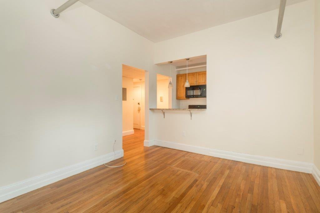 136 Highland Avenue - Photo 3 of 5