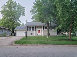 featured image of 2560 Sw Belle Ave #NA