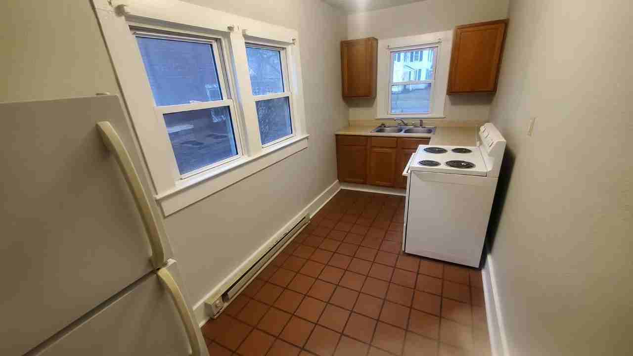 489 E Harrison St #1 - Photo 7 of 8