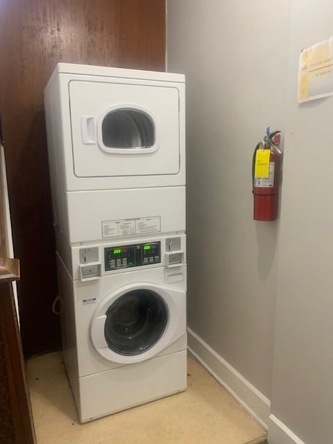 489 E Harrison St #1 - Photo 4 of 8