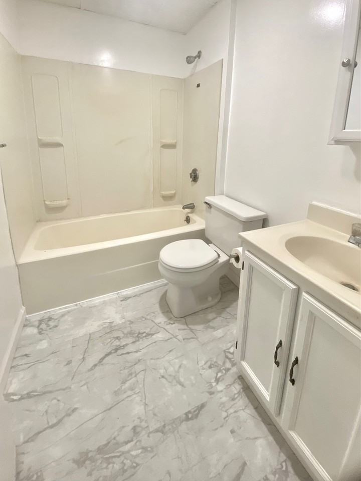 398 Main St #38 - Photo 5 of 7