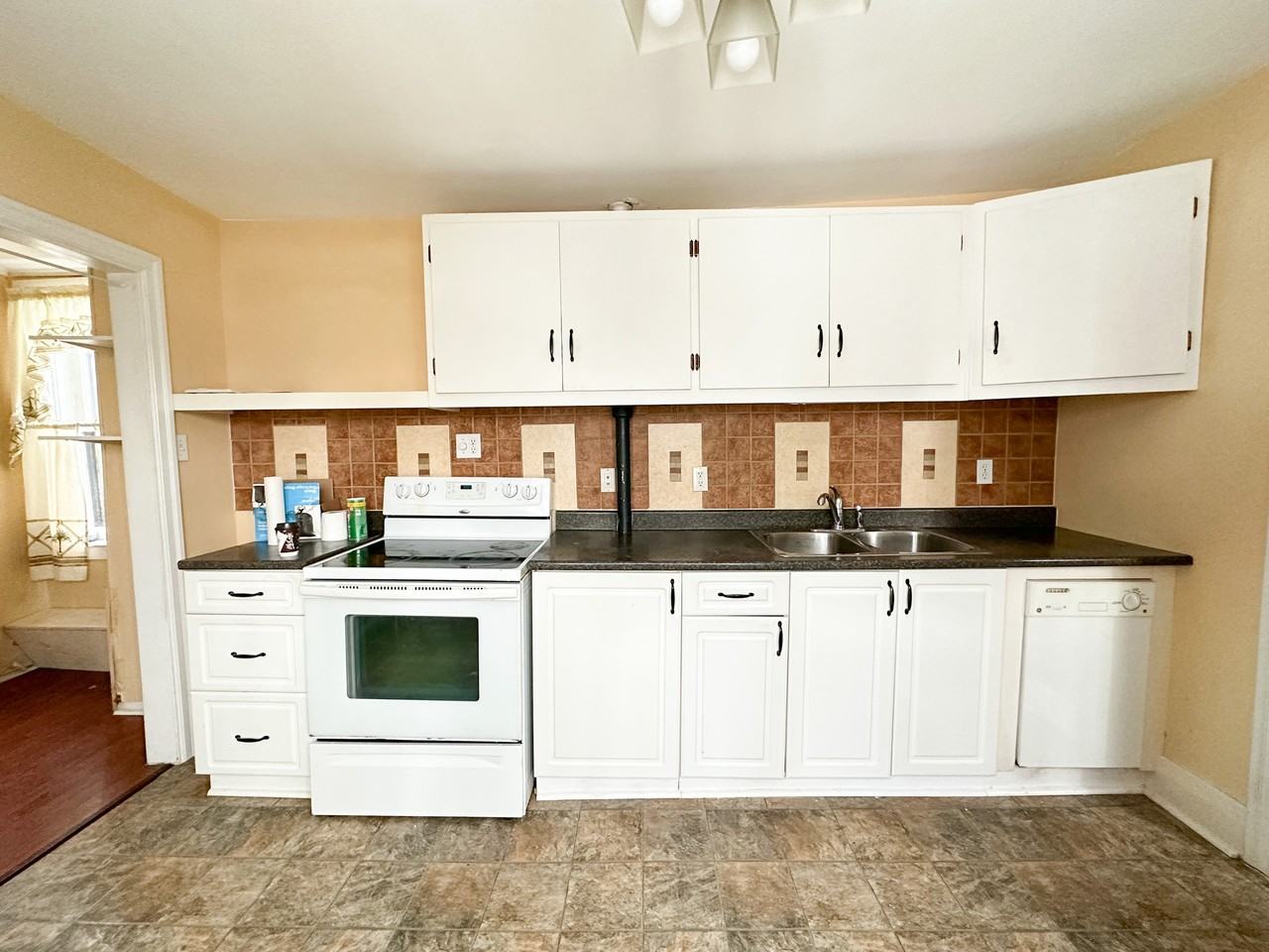 177 Winslow St #2 - Photo 2 of 23