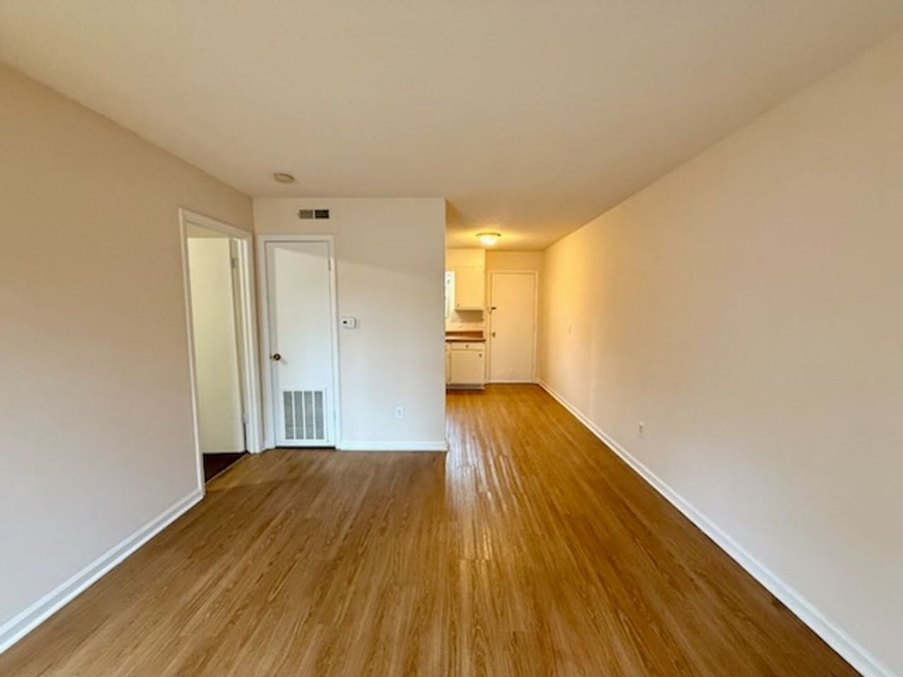 120 Albany St #23 - Photo 6 of 6