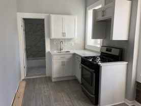 946 Broad Street - Photo 1 of 1