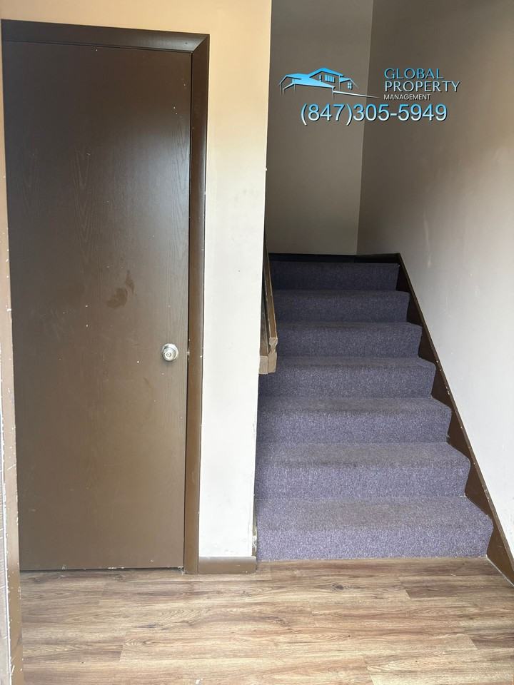 3619 48th St - Photo 6 of 9