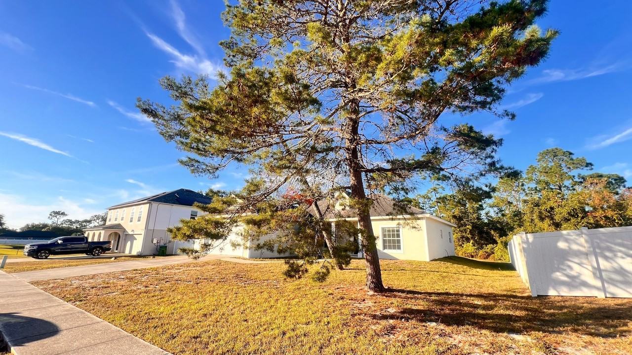 3297 Tallwood Dr - Photo 3 of 35