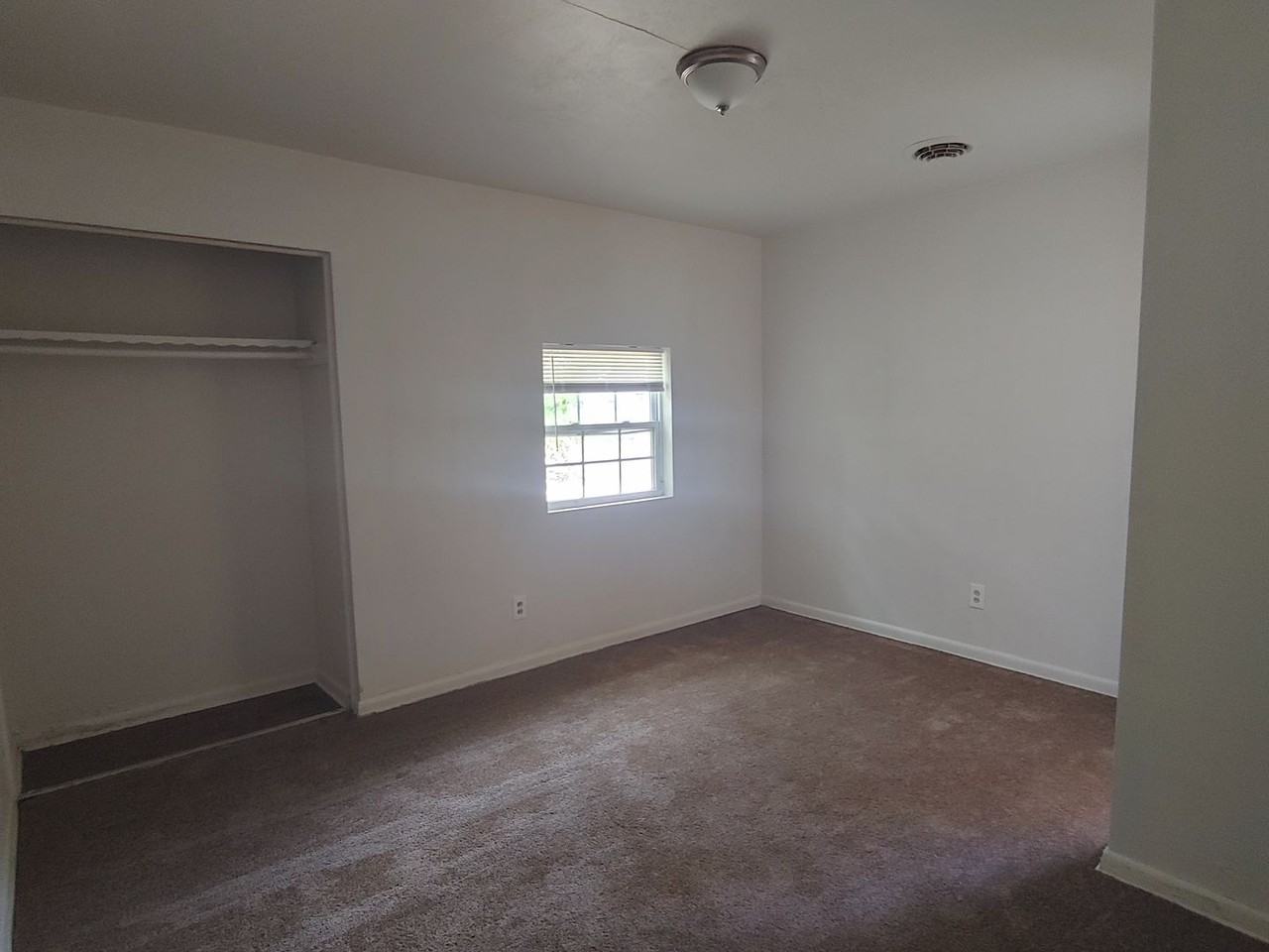 312 Dillon Dr - Photo 6 of 15