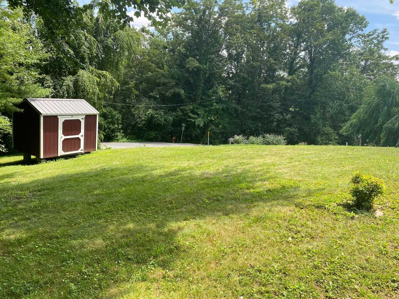 502 Greenbriar Dr - Photo 4 of 19