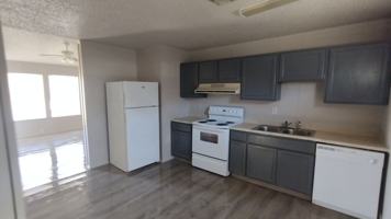 featured image of 923 Meadowlark Cir