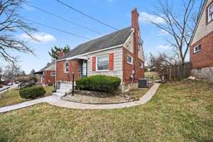 featured image of 4765 Hardwick Dr