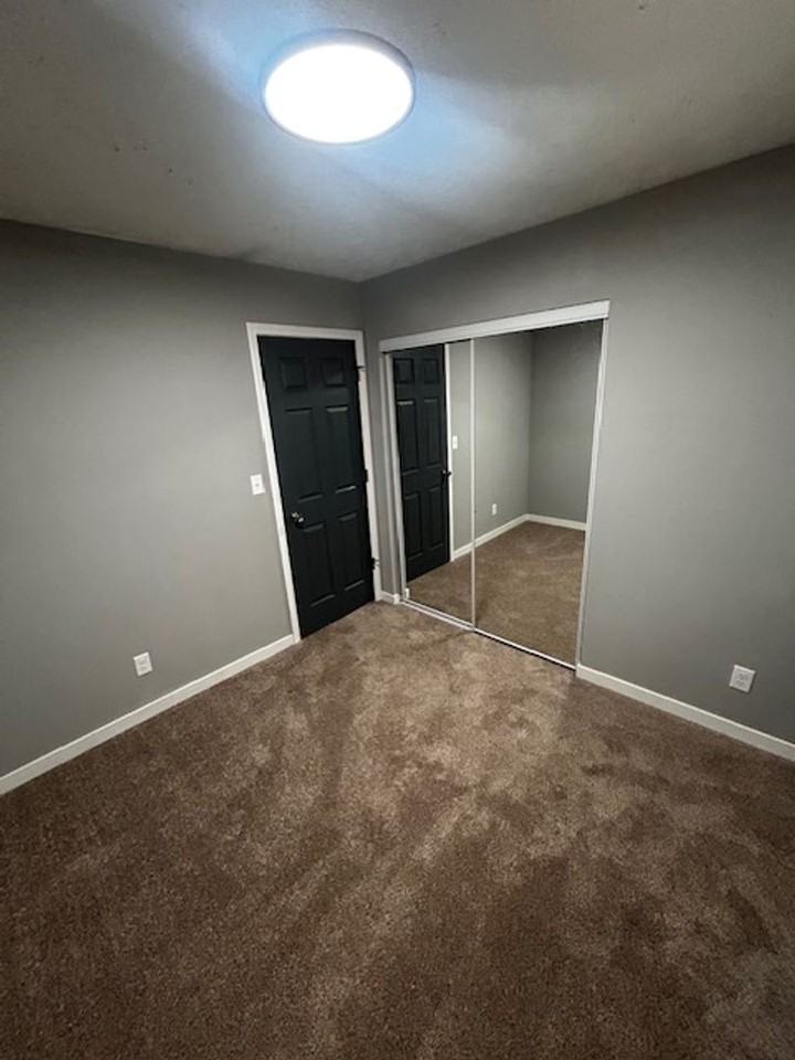 27 Nottingham Dr - Photo 7 of 10