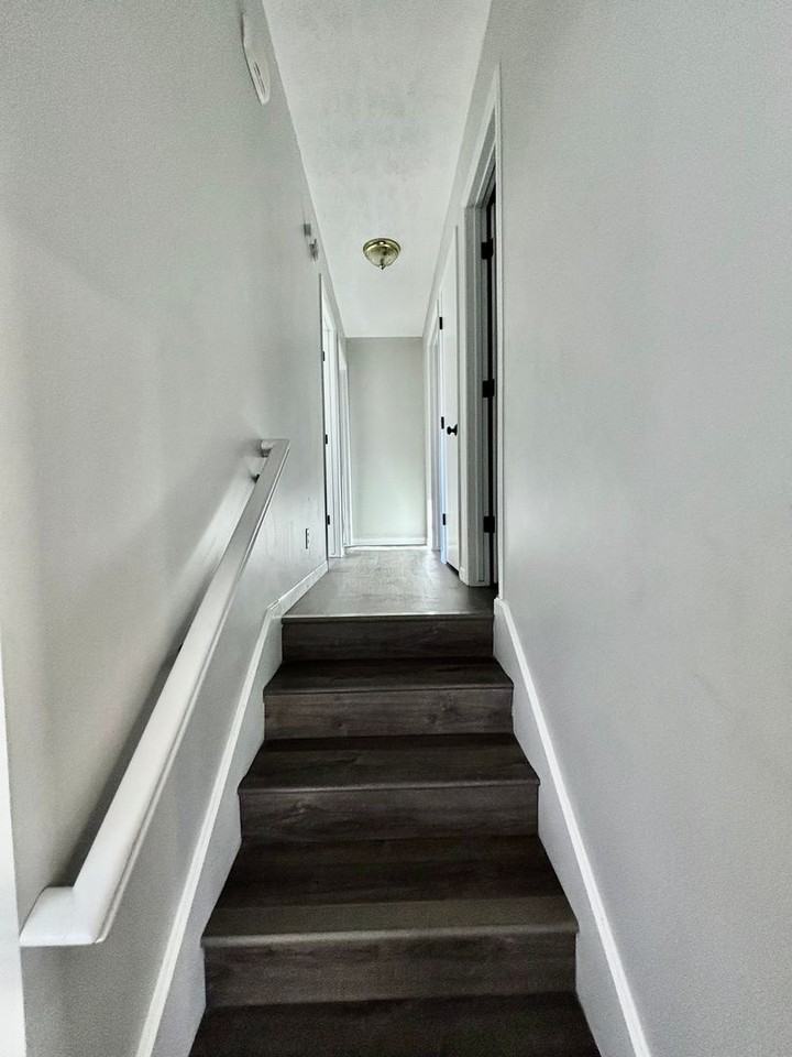 3324 S 159th St - Photo 6 of 16