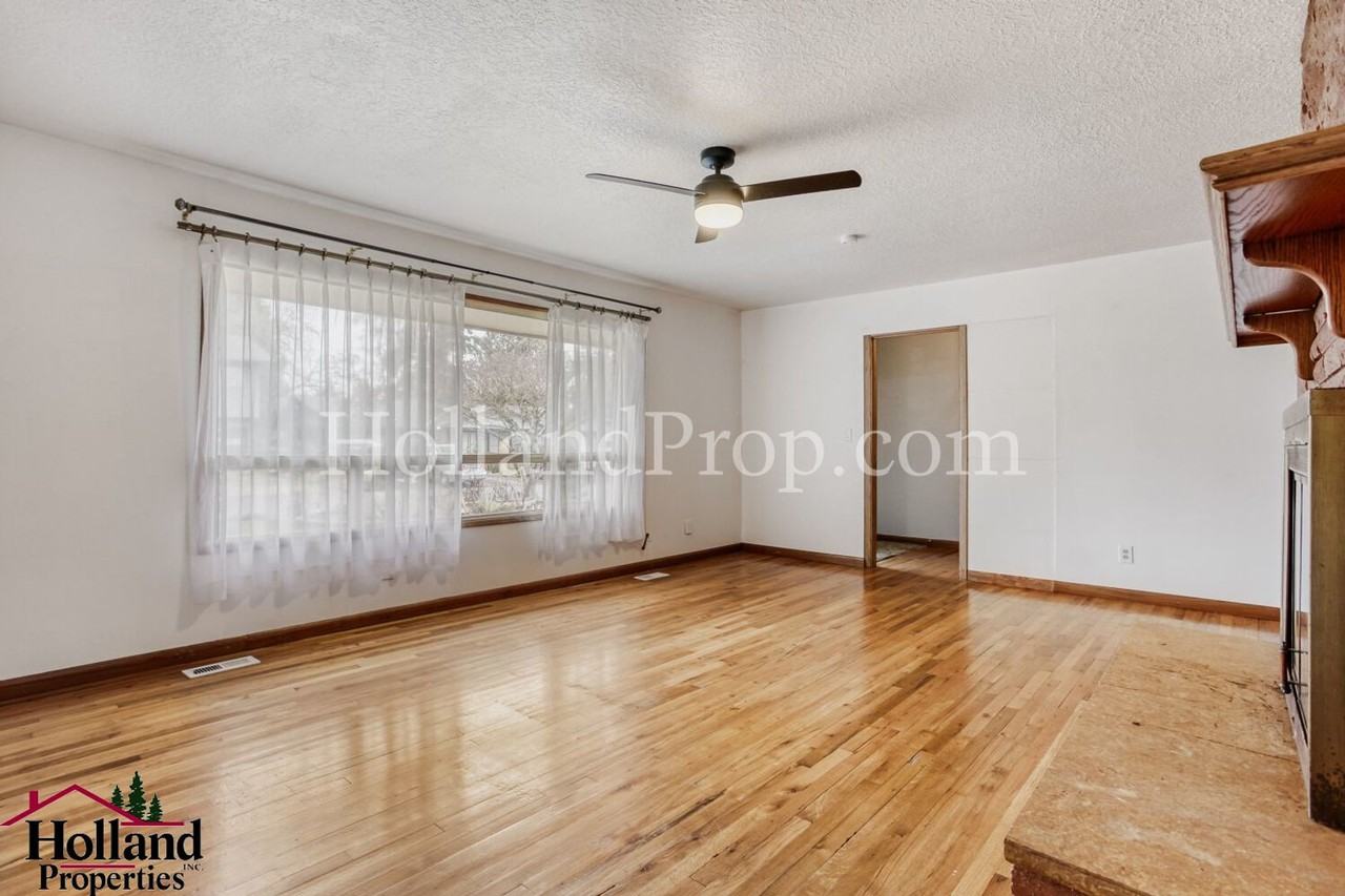 1862 Se Oak Crest Dr - Photo 6 of 17