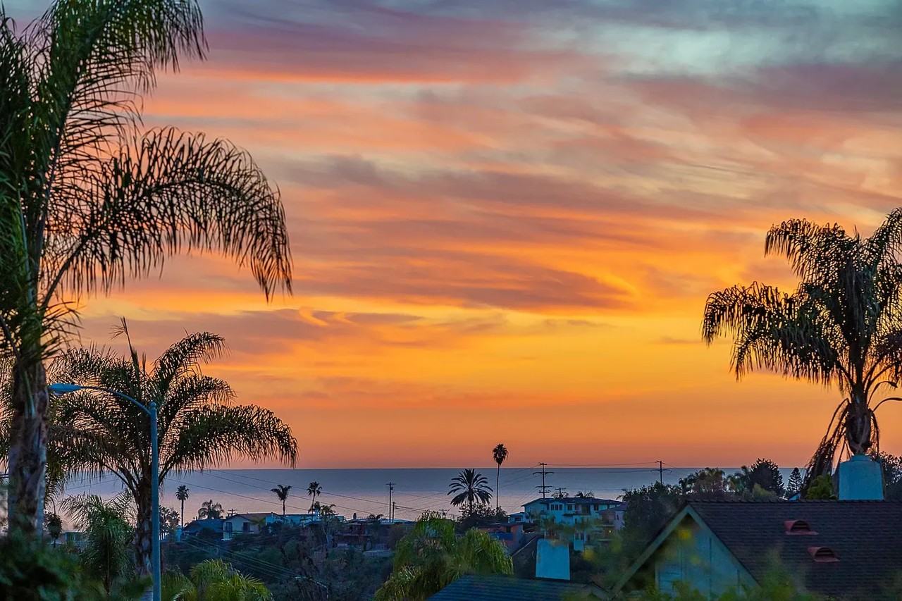 1885 Pariva Dr - Photo 2 of 34